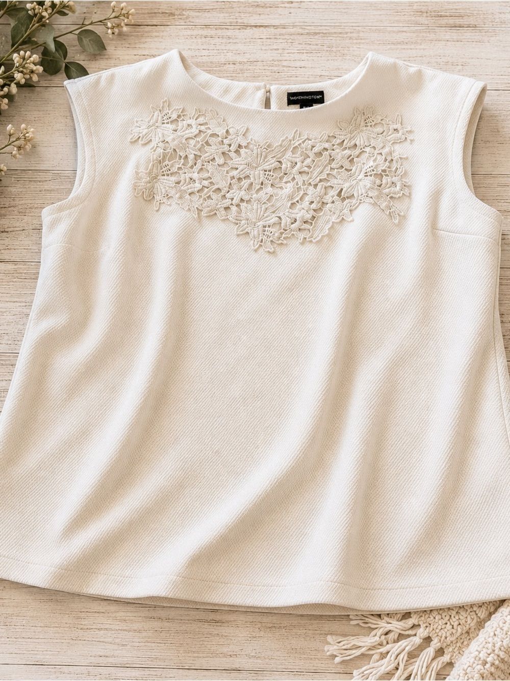 Worthington Ivory Floral Lace Sleeveless Blouse | Petite Size XL